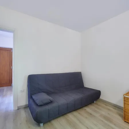 Nicola Flat Апартаменты