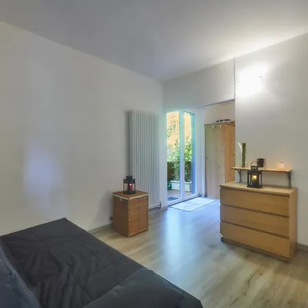 Nicola Flat Apartment